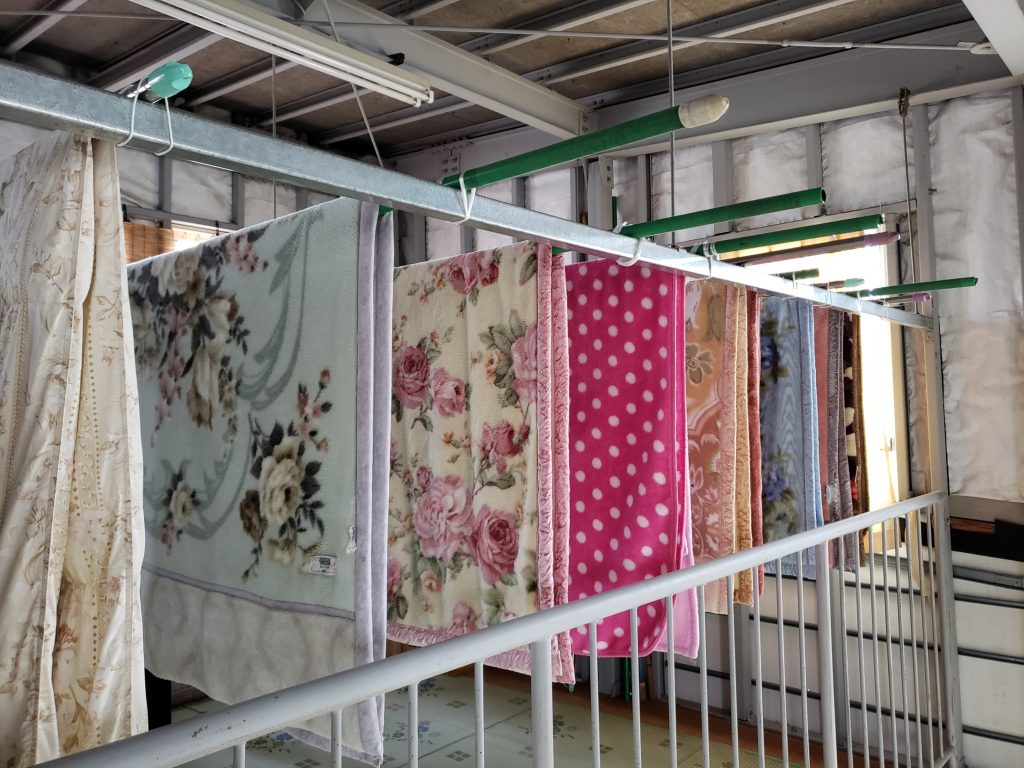 毛布･布団は必ずクリーニングしましょう！